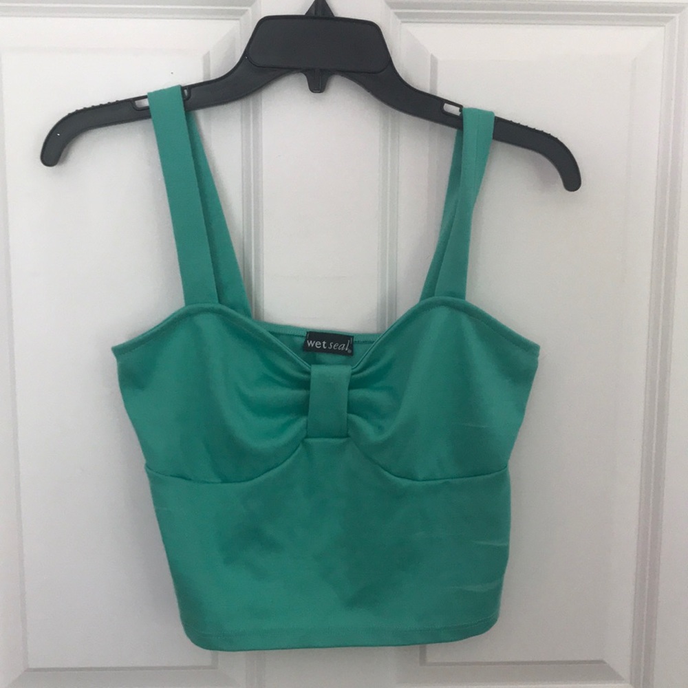 Crop top